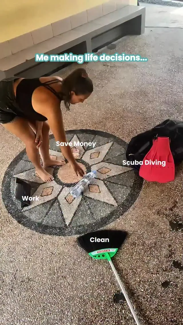 No matter where the bottle points, we’re going diving😎🫧#justforfun #meme #divingcontent #divinglife #divingisfun #divingvideo #divingcontent #diver #diverlife #scubadiver #buceo #plongee